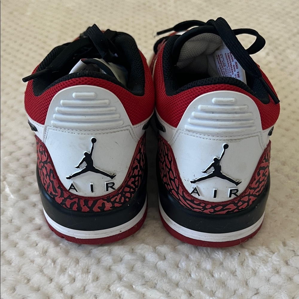 Nike Kids Red and White Sneakers with Black Accents - Picture 4 of 5